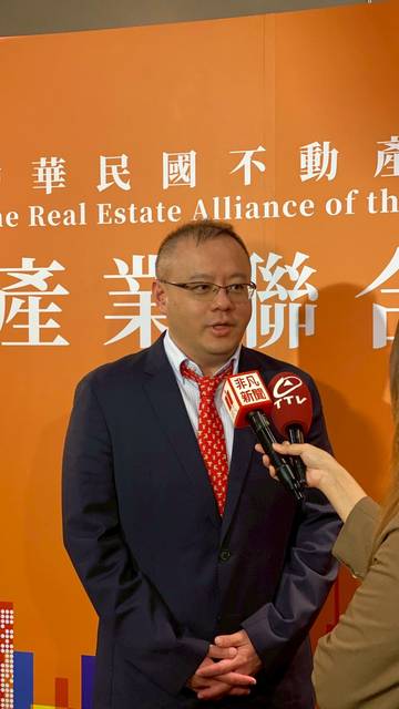 1380111_4682de6d2f7ca48508a2d7491db18ffc