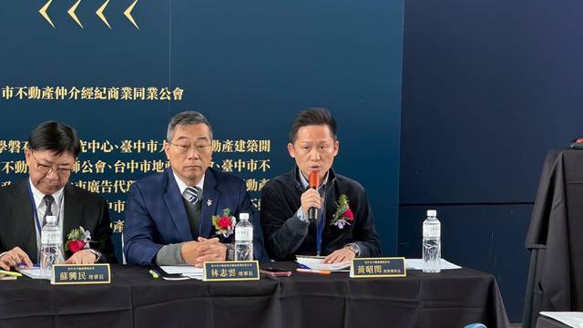 1381121_7e840de0027b83890971acff14a75e46