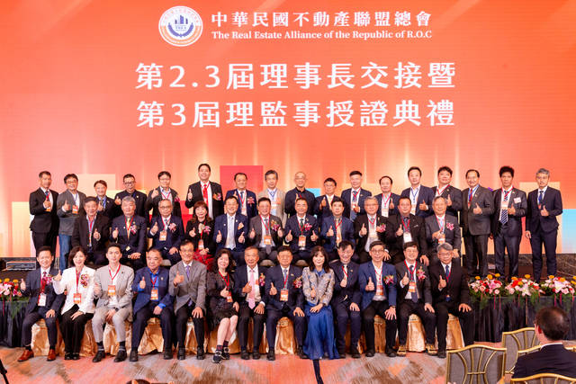 1381503_bebe868a8d3a79ec01b913d024bcec11